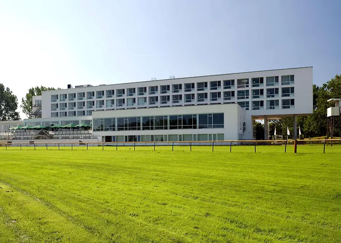 Atlantic Hotel Galopprennbahn